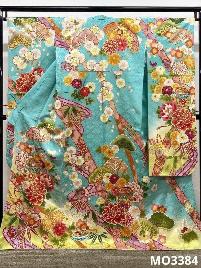 振袖 金駒 金彩 紋意匠 身丈169cm 撥水加工済 MO3384