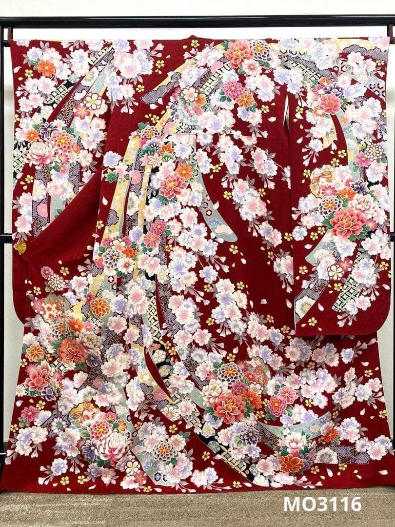 振袖 仮絵羽 吉澤の友禅 金通し 金駒 牡丹 未仕立て品 八掛付き MOK512