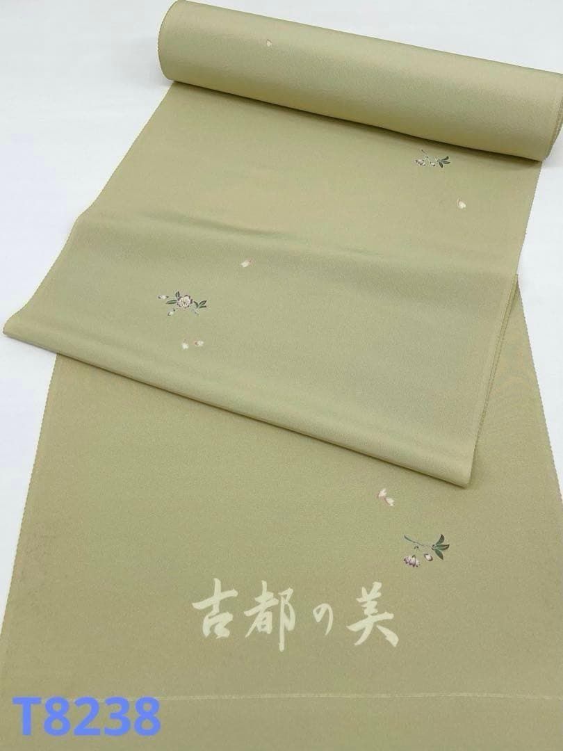 小紋 飛び柄 桜 若葉色 正絹 反物 T8238 小紋