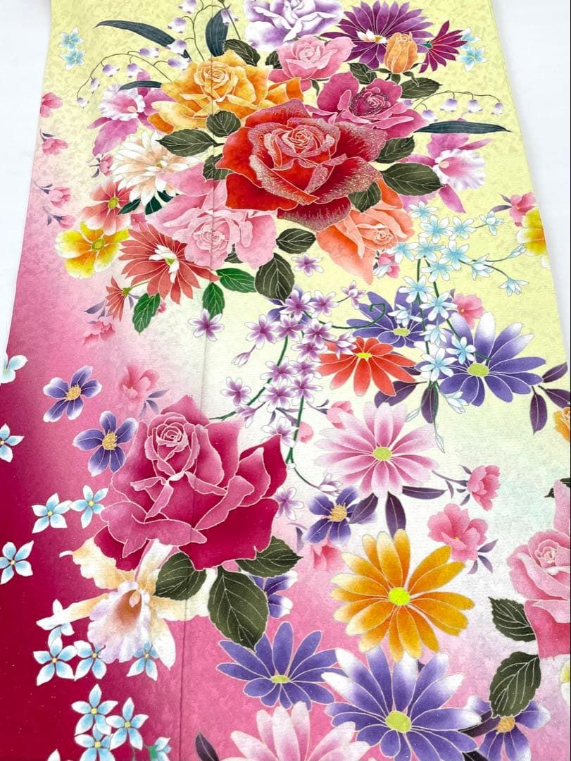 振袖 ラメ刺繍 銀通し 薔薇 身丈166cm 撥水加工済 HKT142 - メルカリ