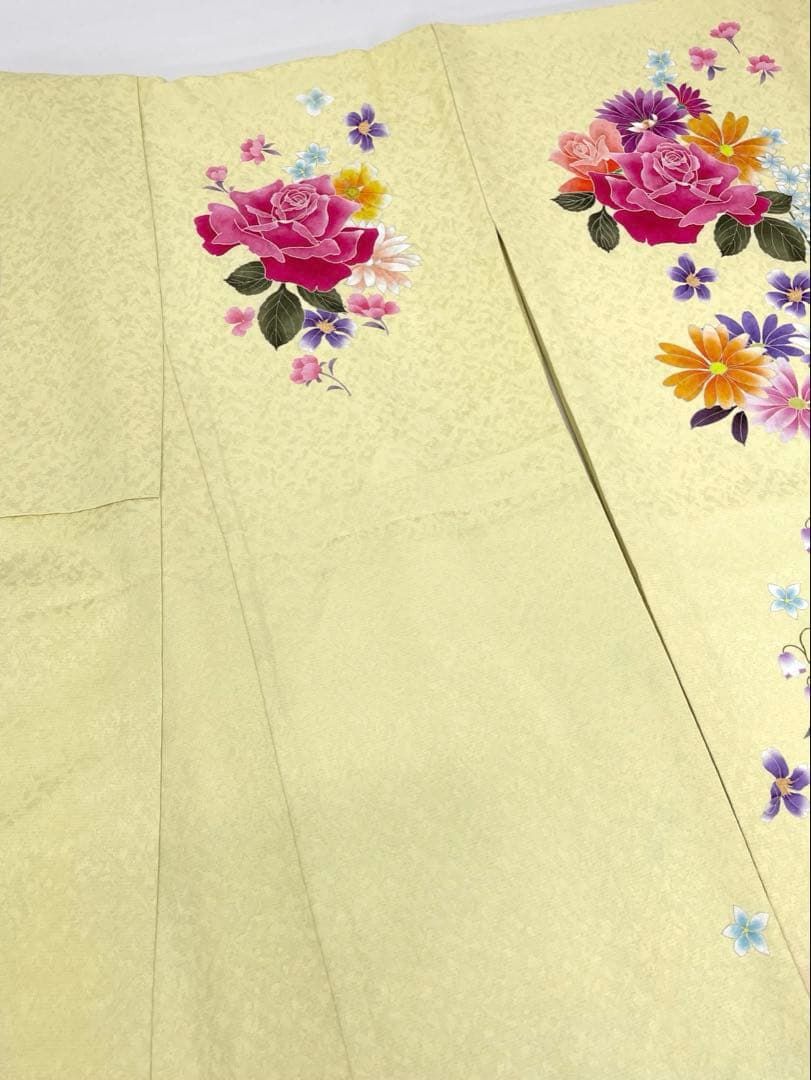 振袖 ラメ刺繍 銀通し 薔薇 身丈166cm 撥水加工済 HKT142 - メルカリ