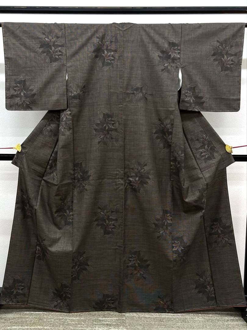 大島紬 泥染 草花 正絹 躾糸付き ガード加工済 HKT100