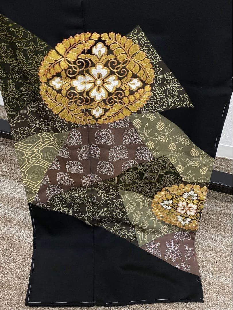 千總謹製 黒留袖 仮絵羽 未仕立て品 金駒 手刺繍 金彩 正絹 K256 
