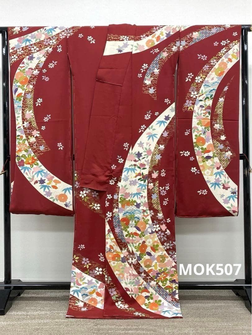振袖 仮絵羽 金駒 金彩 振り布 紋意匠 正絹 未仕立て品 八掛付 MOK507