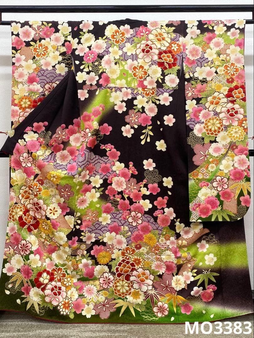 振袖 金駒 金彩 紋意匠 身丈162cm 撥水加工済 MO3383