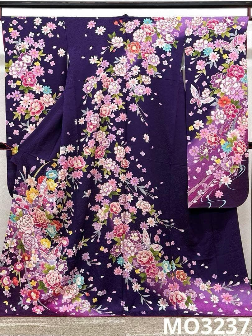 振袖 金駒 牡丹 蝶 紋意匠 身丈168cm 撥水加工済 MO3237