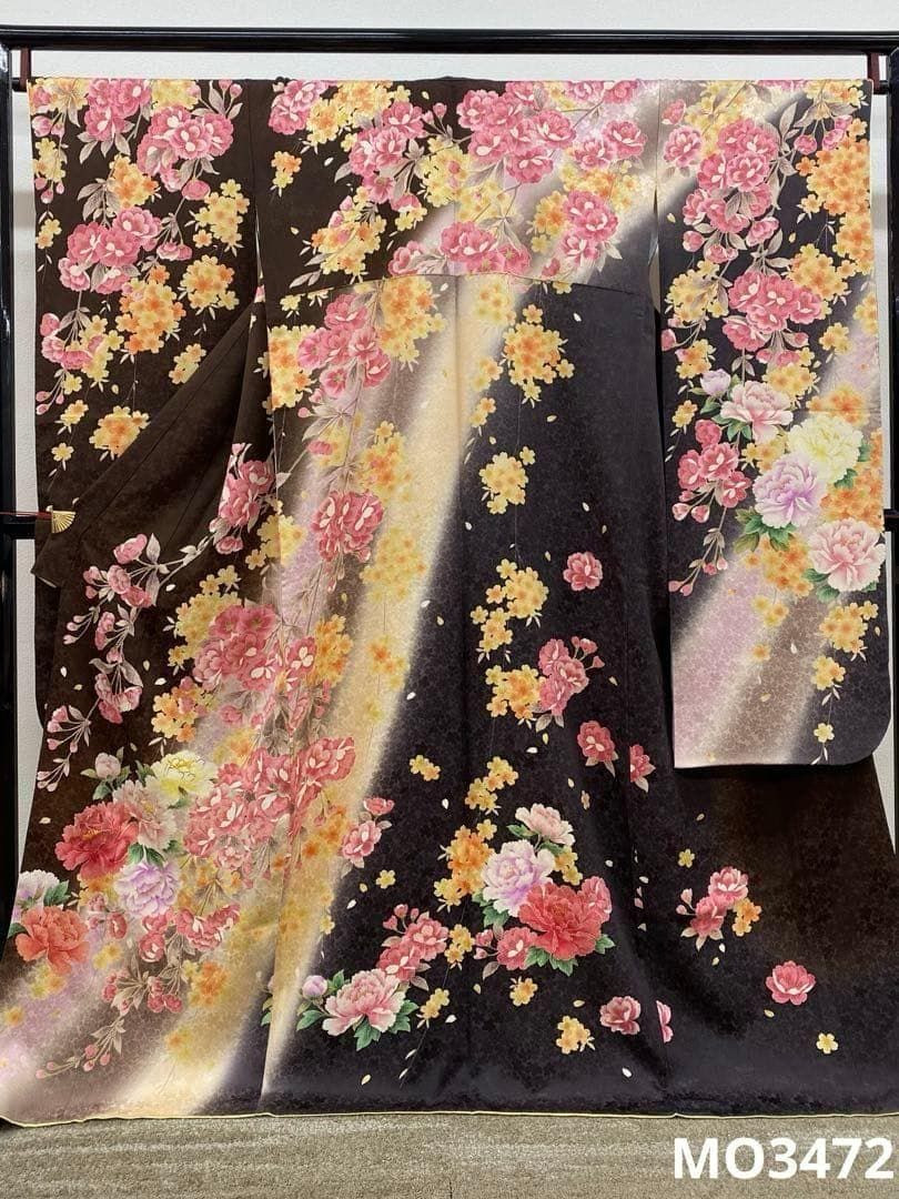 振袖 刺繍 紋意匠 牡丹 身丈166cm 撥水加工済 MO3472 - メルカリ