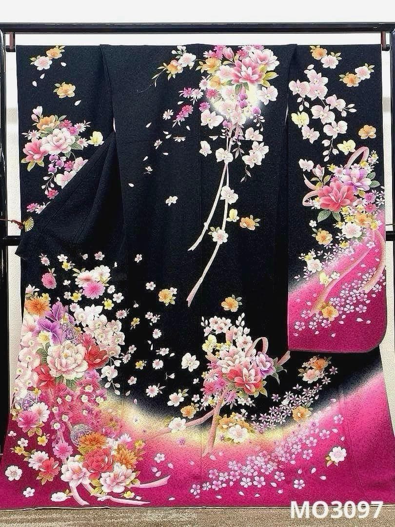 振袖 豪華 銀通し 刺繍 金彩 紋意匠 牡丹 身丈170cm パールトーン加工済