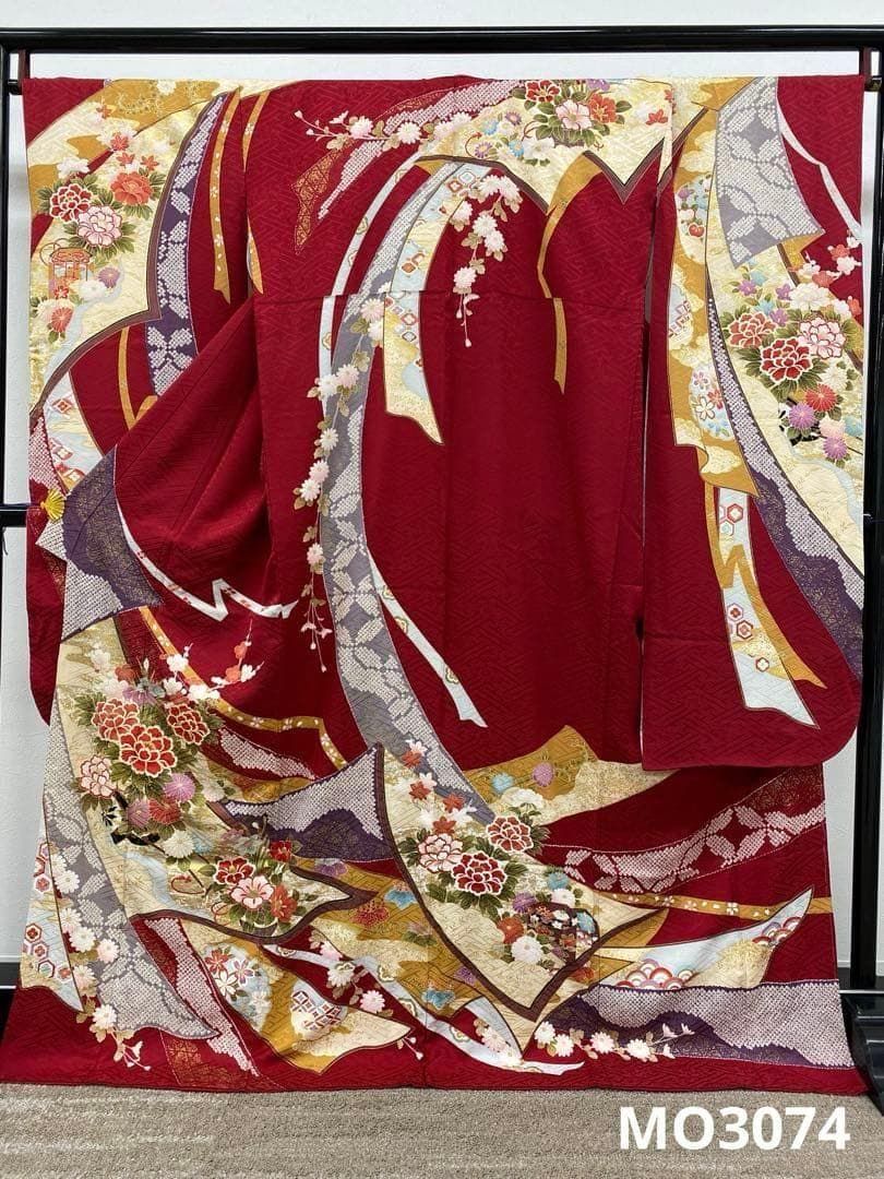 振袖 豪華 金駒 金彩 紋意匠 身丈167cm 撥水加工済 MO3074