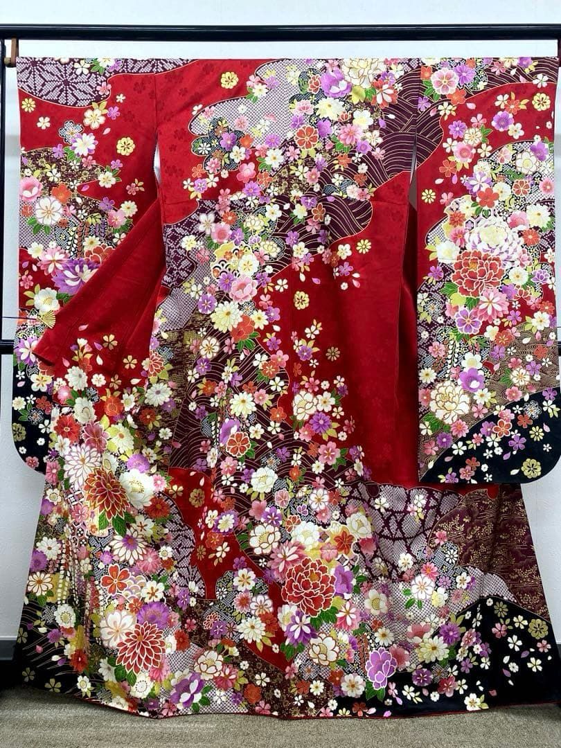 振袖 刺繍 金彩 紋意匠 身丈164cm MO3806