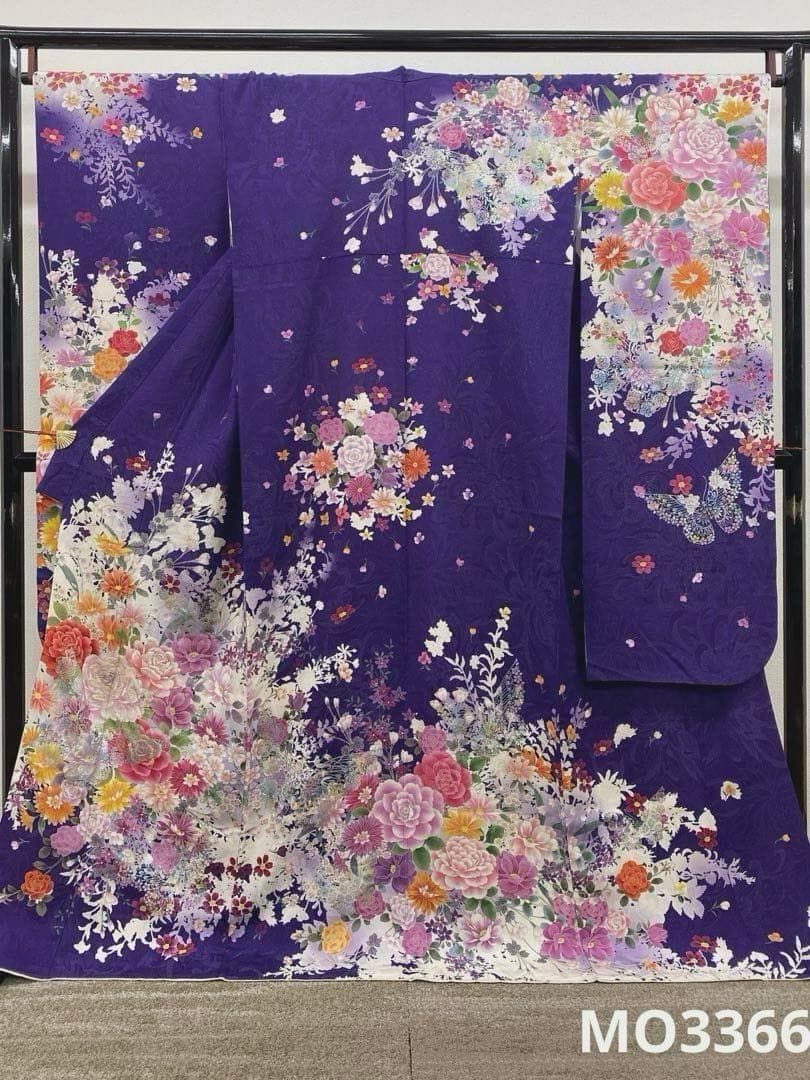 振袖 ラメ刺繍 銀彩 銀通し 身丈168cm 撥水加工済 MO3366