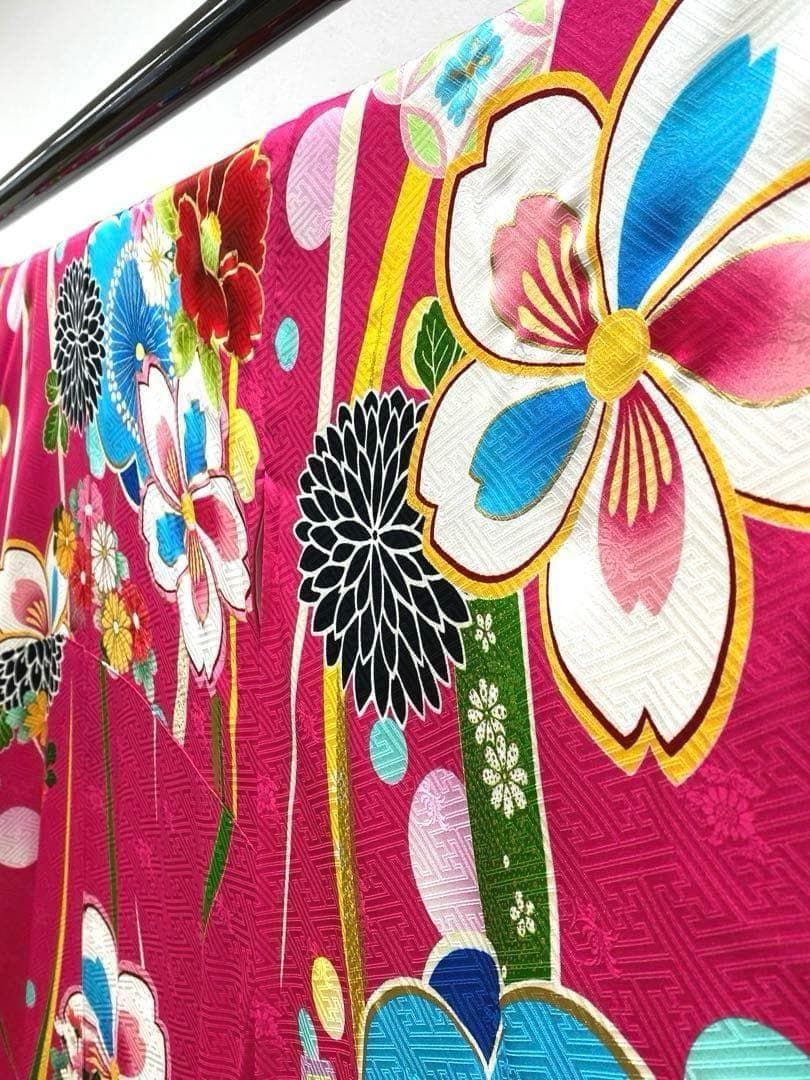 振袖 豪華 金彩 紋意匠 身丈171cm パールトーン加工済 MO2992
