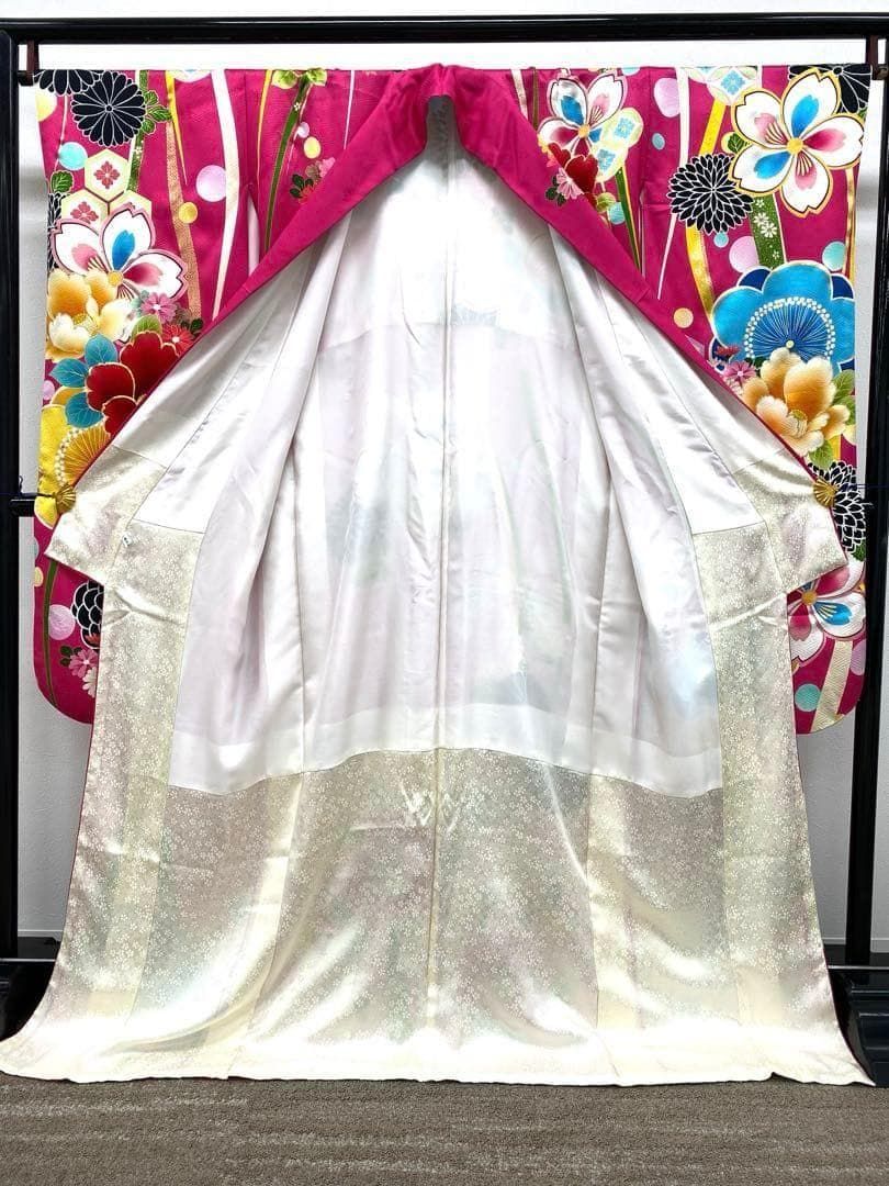 振袖 豪華 金彩 紋意匠 身丈171cm パールトーン加工済 MO2992