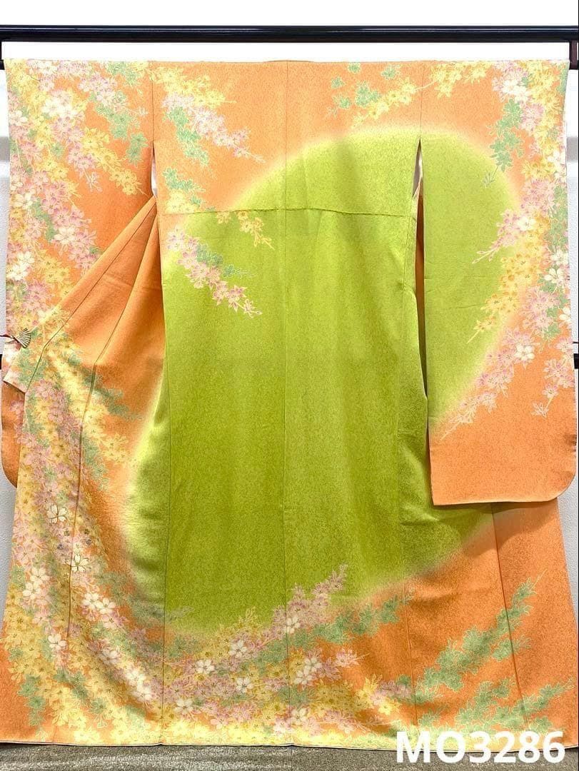 振袖 刺繍 金駒 金通し 桜 身丈163cm MO3286