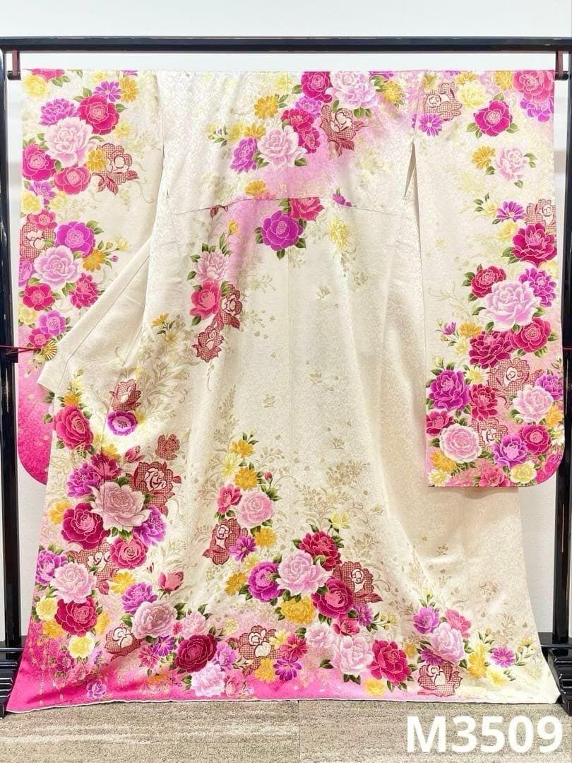 振袖 銀通し 刺繍 金彩 身丈166cm 撥水加工済 MO3509