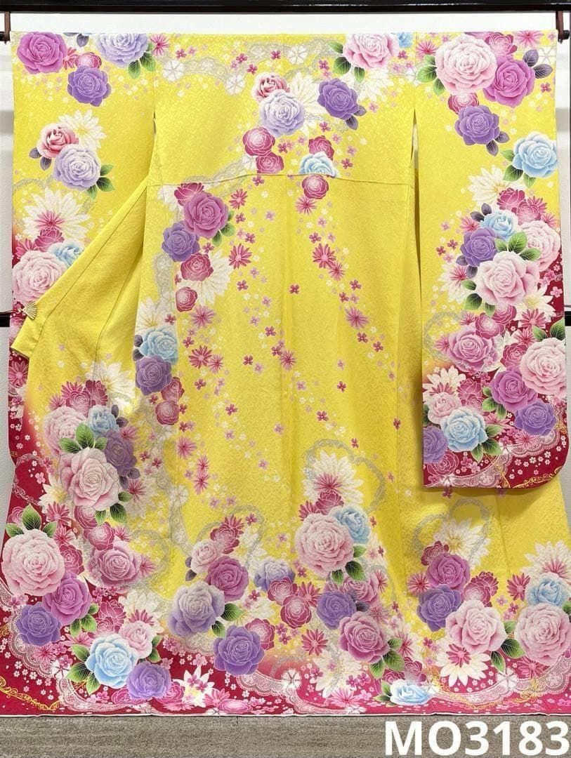 振袖 銀通し 金彩 薔薇 紋意匠 身丈170cm 撥水加工済 MO3183