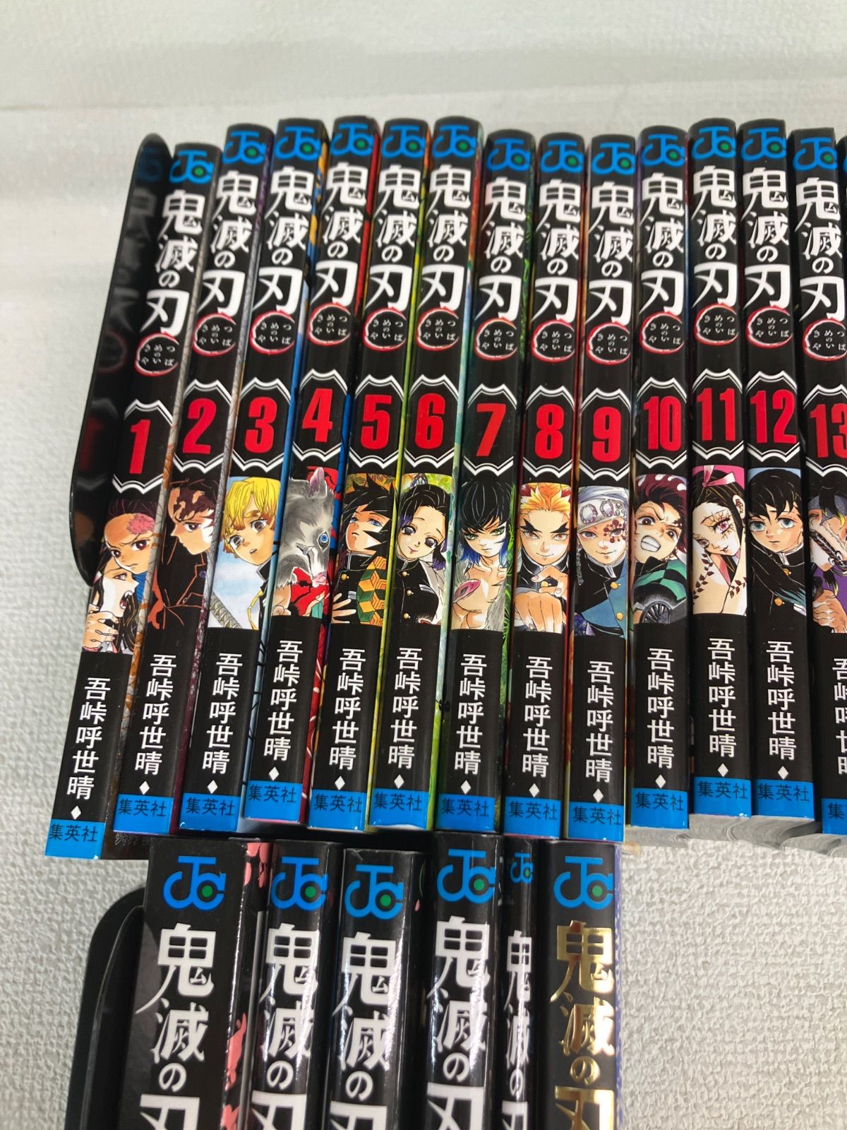 ☆鬼滅の刃 1～23巻 全巻＋零巻・外伝・鬼殺隊見聞録 計26冊 コミック