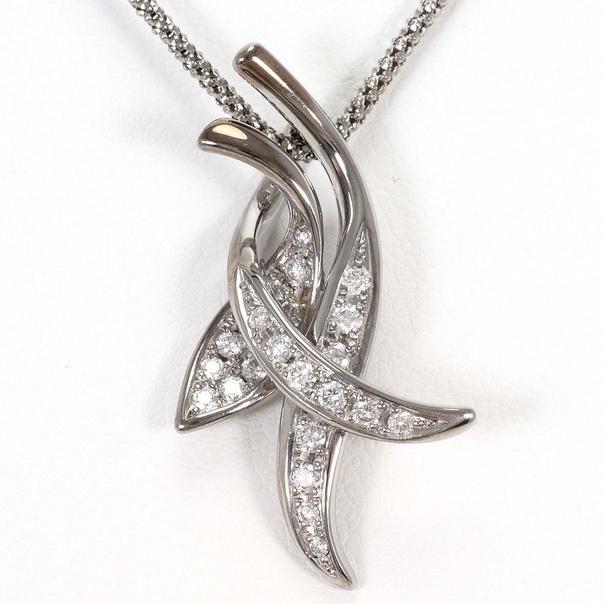 K18WG ネックレス ダイヤモンド 0.39ct 鑑別書 総重量約7.1g 約49cm 149,000円