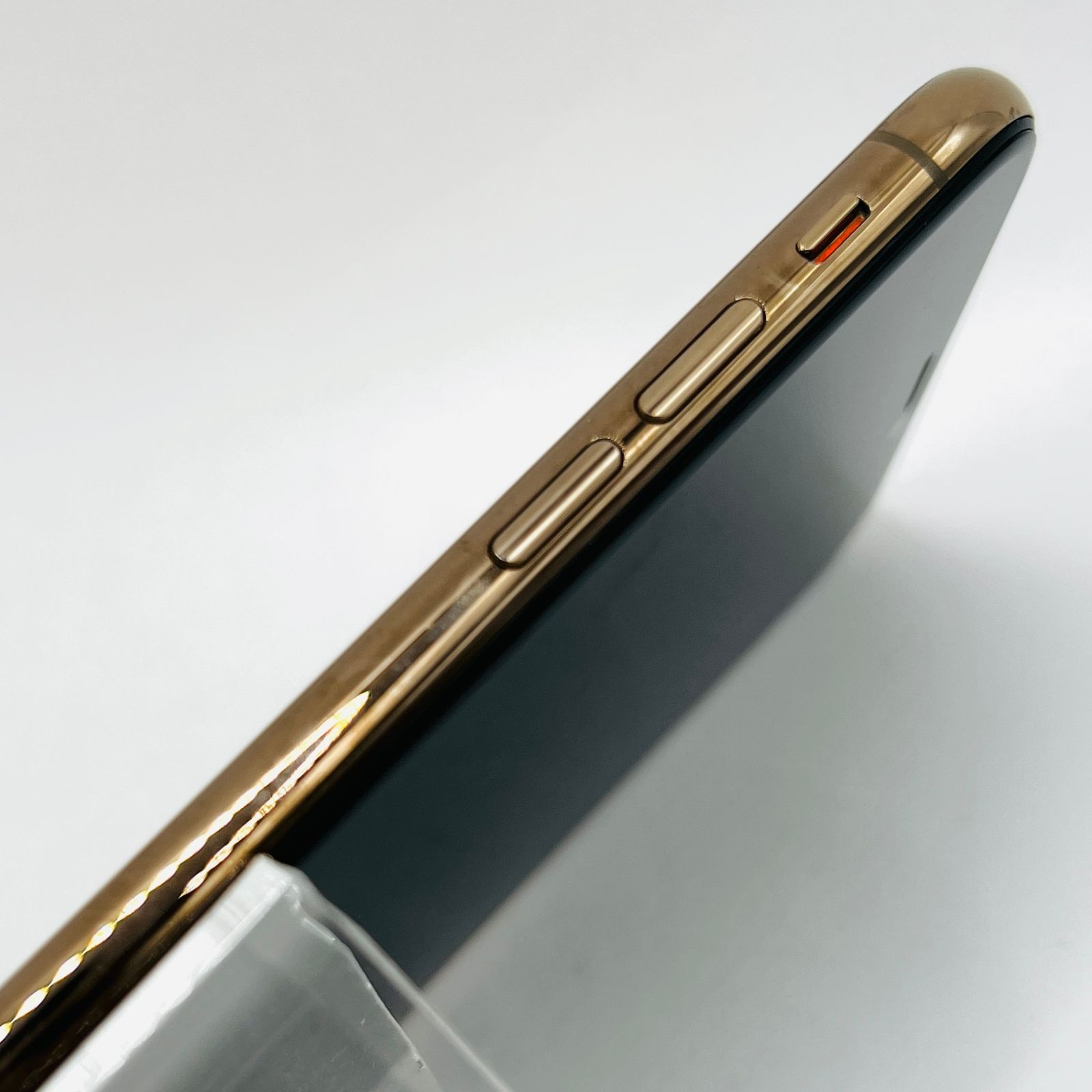 docomo iPhone XS 64GB ゴールド MTAY2J/A SIMロック解除済み 利用制限