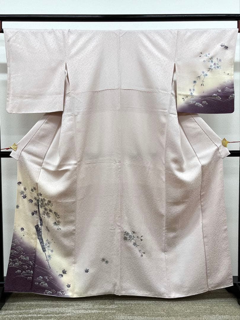 付け下げ 銀彩 紅葉 桜 紋意匠 正絹 ガード加工済 HKT096