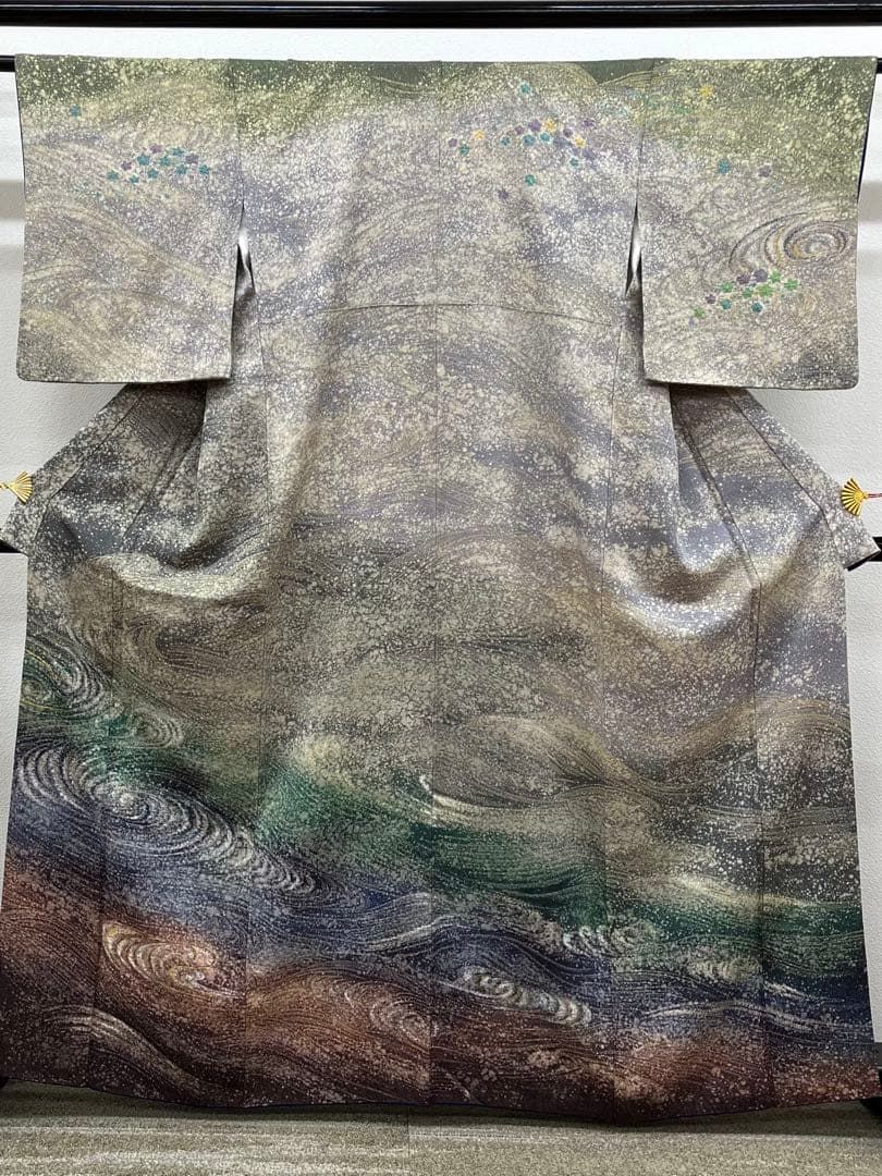訪問着 銀通し ラメ刺繍 暈し ふくれ織紋意匠 渦潮 正絹 HKT068