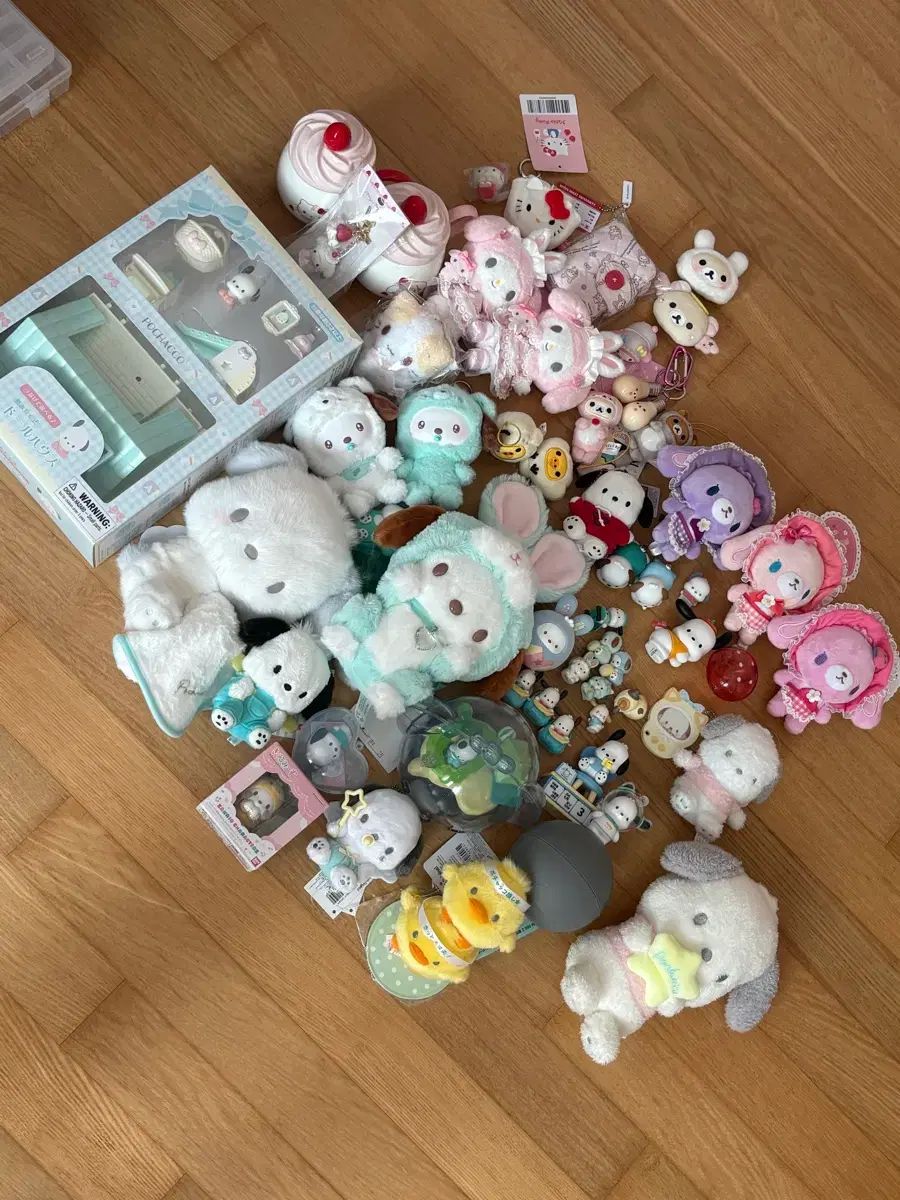サンリオ ハローキティ マイメロディ ポチャッコ シュガーバニーズ リラックマ