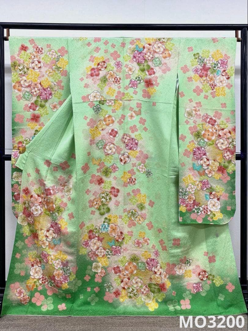 振袖 アンテプリマ ラメ刺繍 身丈167cm 撥水加工済 MO3200