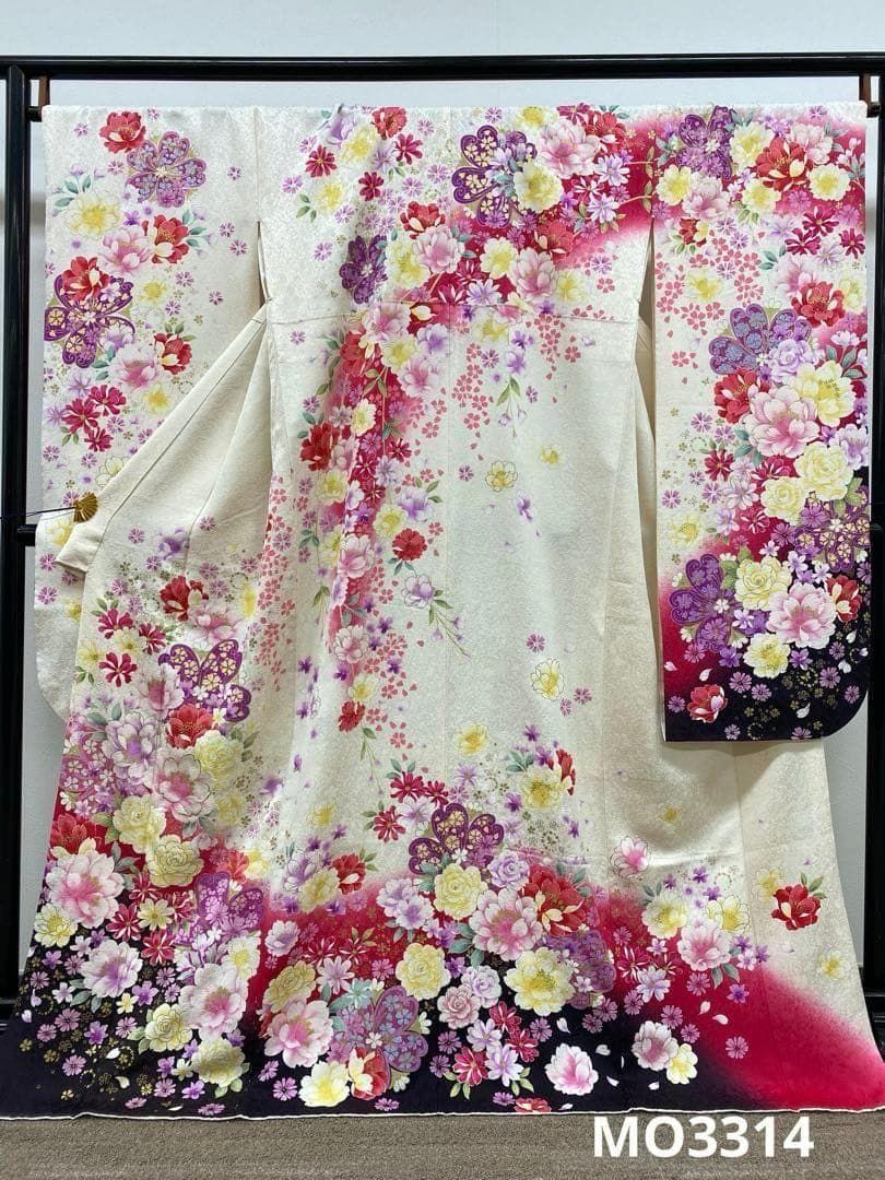 振袖 ラメ刺繍 金彩 紋意匠 身丈169cm 撥水加工済 MO3314