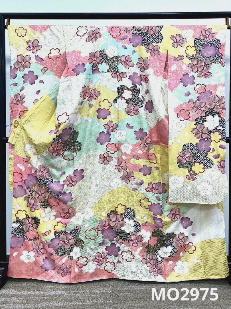 振袖 豪華 桜 金彩 紋意匠 身丈163cm 撥水加工済 MO2975 - メルカリ