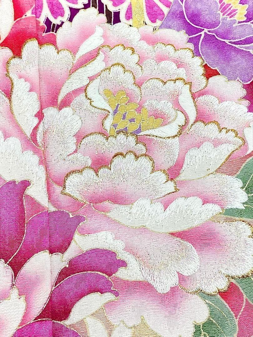 振袖 ラメ刺繍 金彩 紋意匠 身丈164cm MO3562 - メルカリ