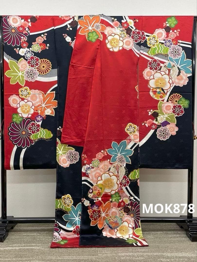 振袖 仮絵羽 金駒 銀駒 金彩 紋意匠 正絹 未仕立て品 八掛付き MOK878