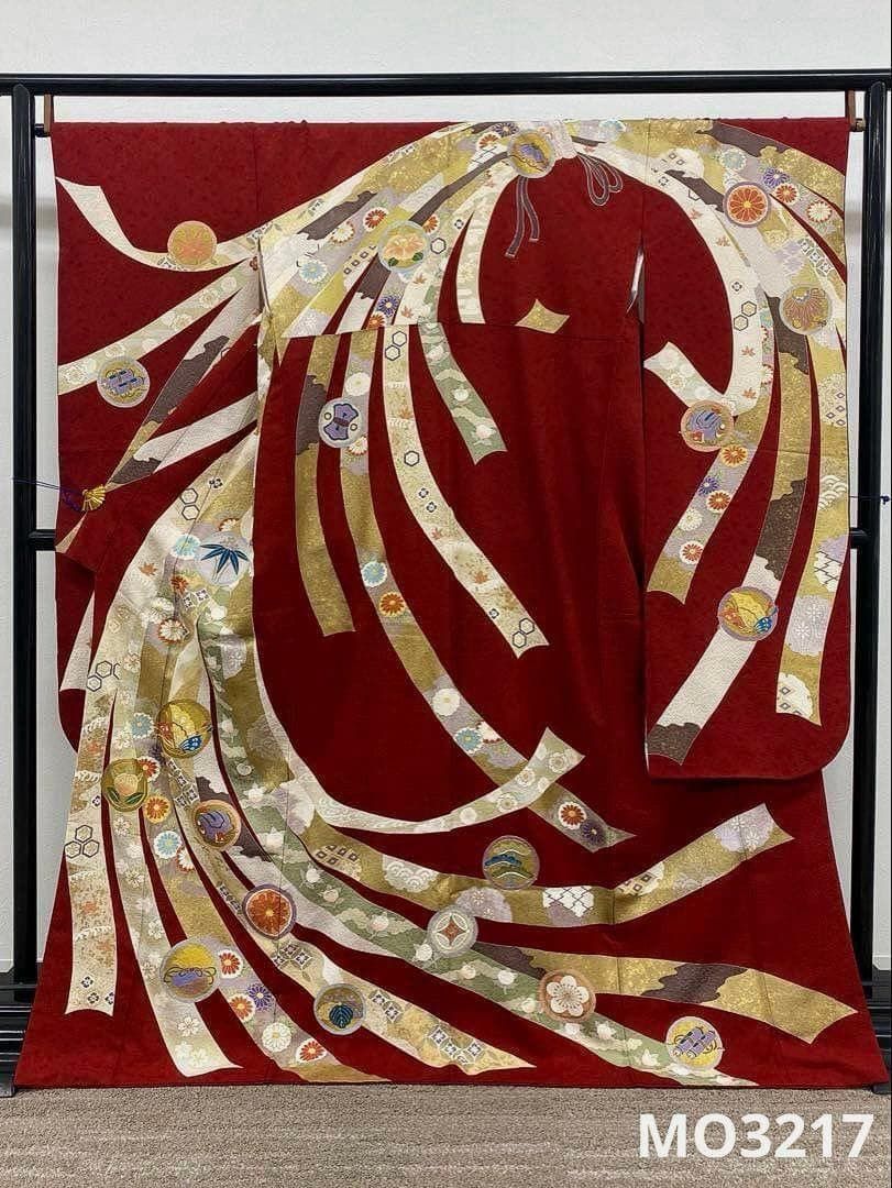振袖 金駒 金彩 紋意匠 身丈168cm パールトーン加工済 MO3217
