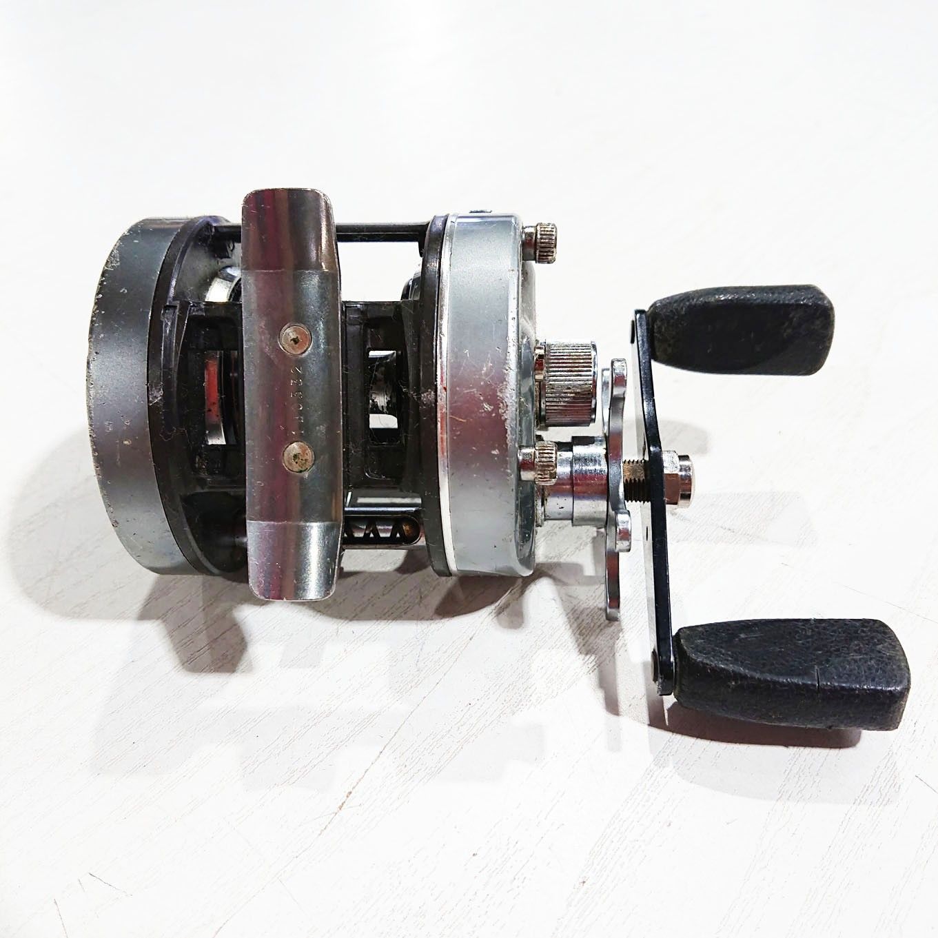 DAIWA Millionaire V リール 2ボールベアリング ダイワ DAIWA ミリオネア Millionaire 5HM 2-BALL BEARINGS HI-SPEED