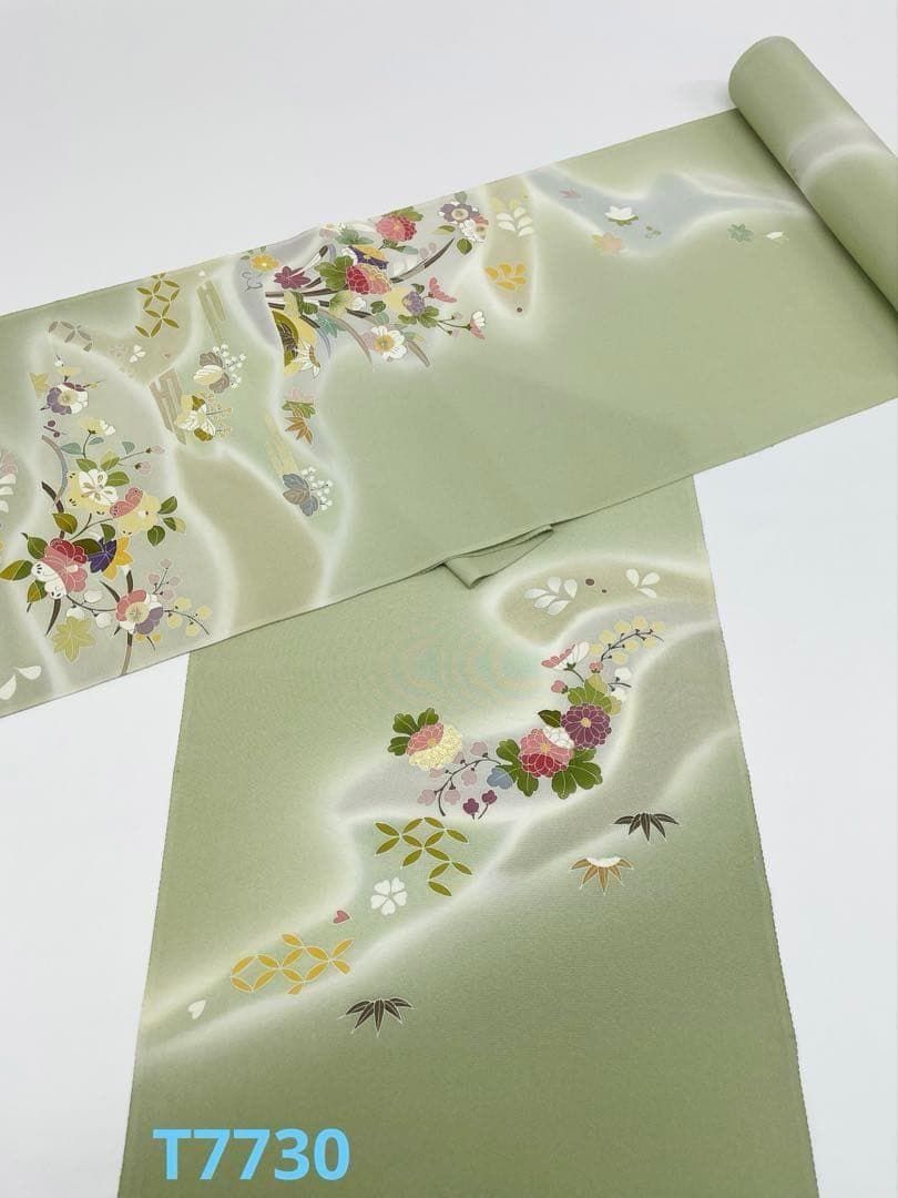 付け下げ 虹彩刺繍 紋意匠 扇 八掛付き 正絹 反物 T9565