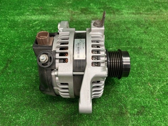 ノア ZRR75G オルタネーター・ダイナモ X Lセレクション 4WD 8人 27060-37030 27060-37030 1G3