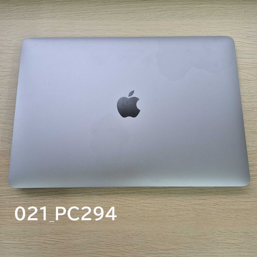 MacBook Air シルバー M1 美品 MacBook Air M1 2020 256GB シルバー 傷あり - メルカリ