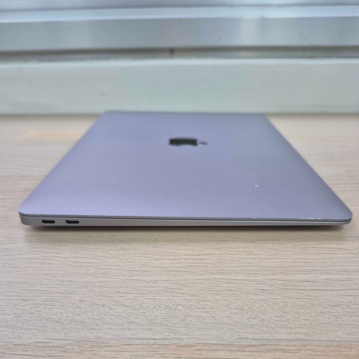 MacBook Air M1 2020 256GB シルバー 傷あり - メルカリ