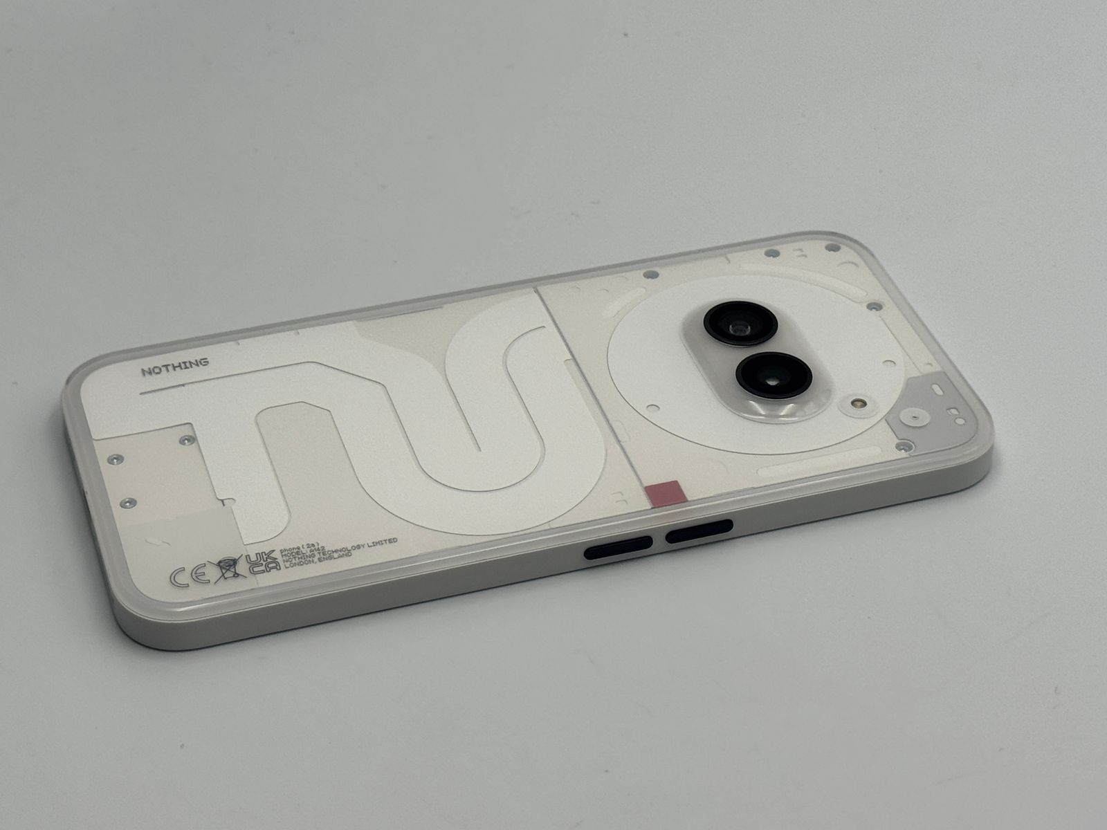 中古A Nothing Phone (2a) 128GB ミルク SIMフリー - メルカリ