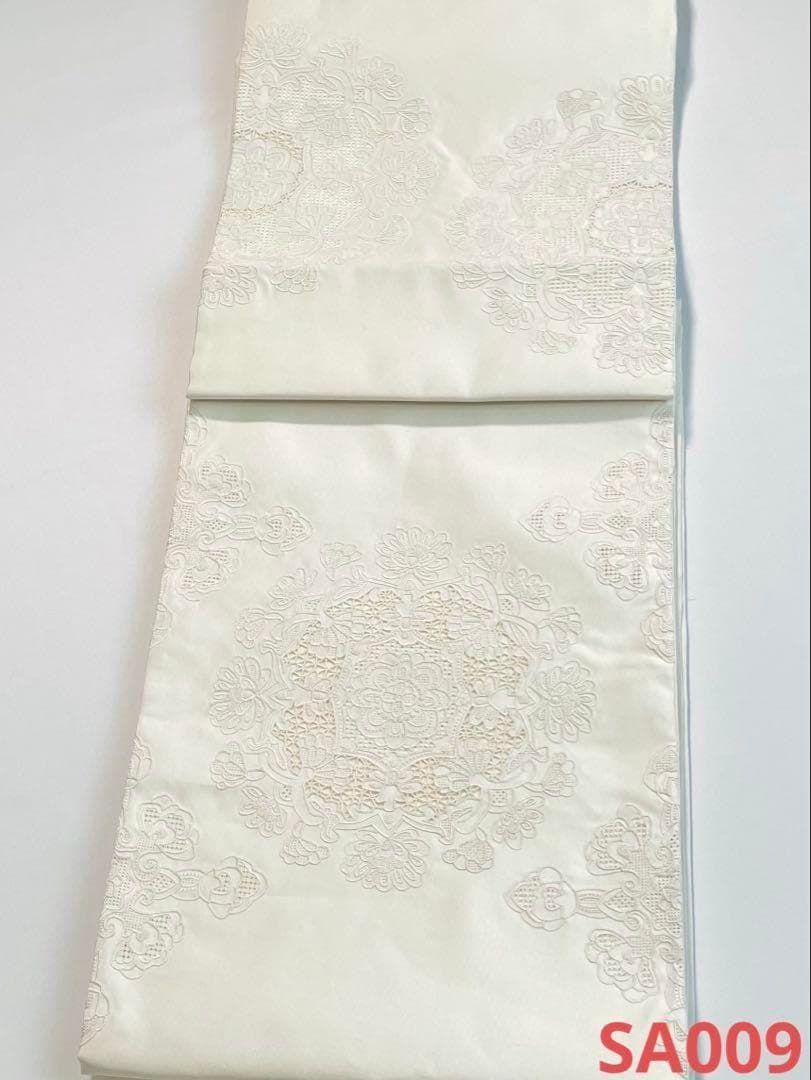 相良刺繍 総刺繍 袋帯 華紋 正絹 お太鼓柄 アイボリー系 SA009