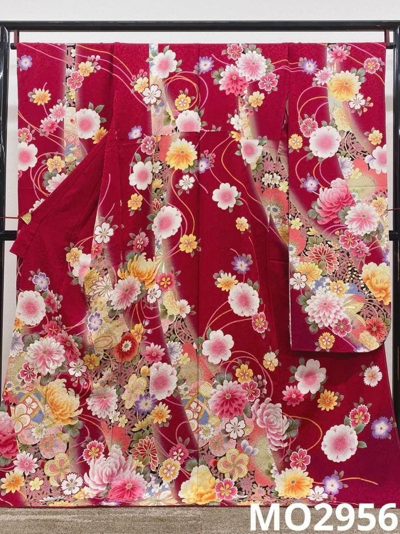 振袖 豪華 銀通し 刺繍 紋意匠 身丈169cm 撥水加工済 MO2956