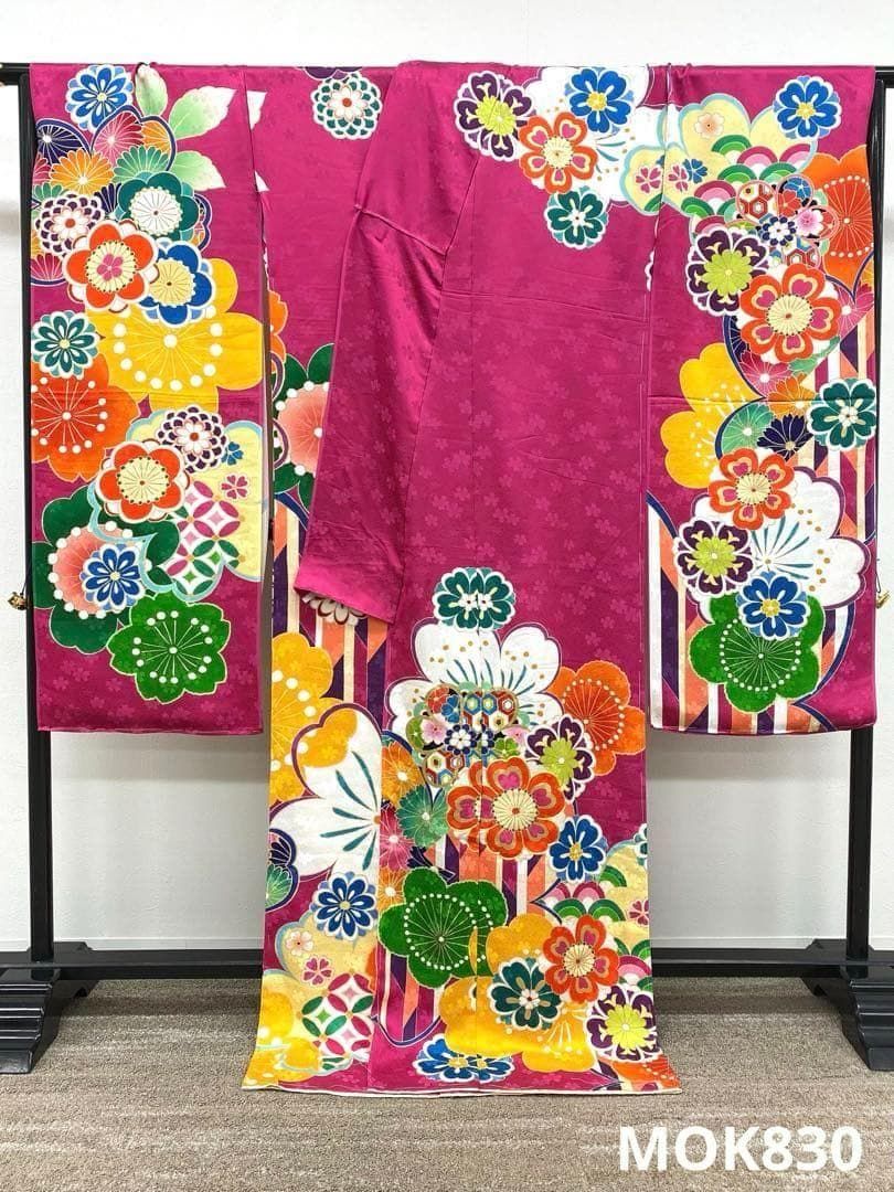 振袖 仮絵羽 舞台衣装 正絹 未仕立て品 八掛付き MOK830 - メルカリ