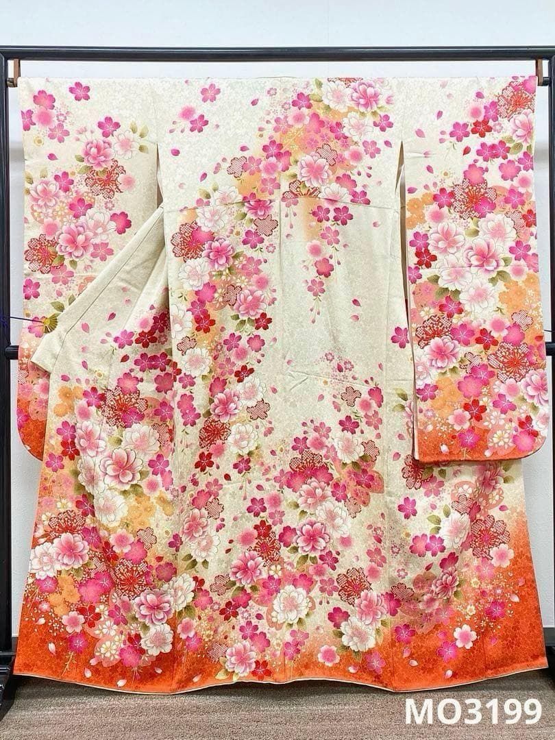 ポリエステル 振袖 牡丹 薔薇 紋意匠 ぼかし八掛 躾糸付き FU055