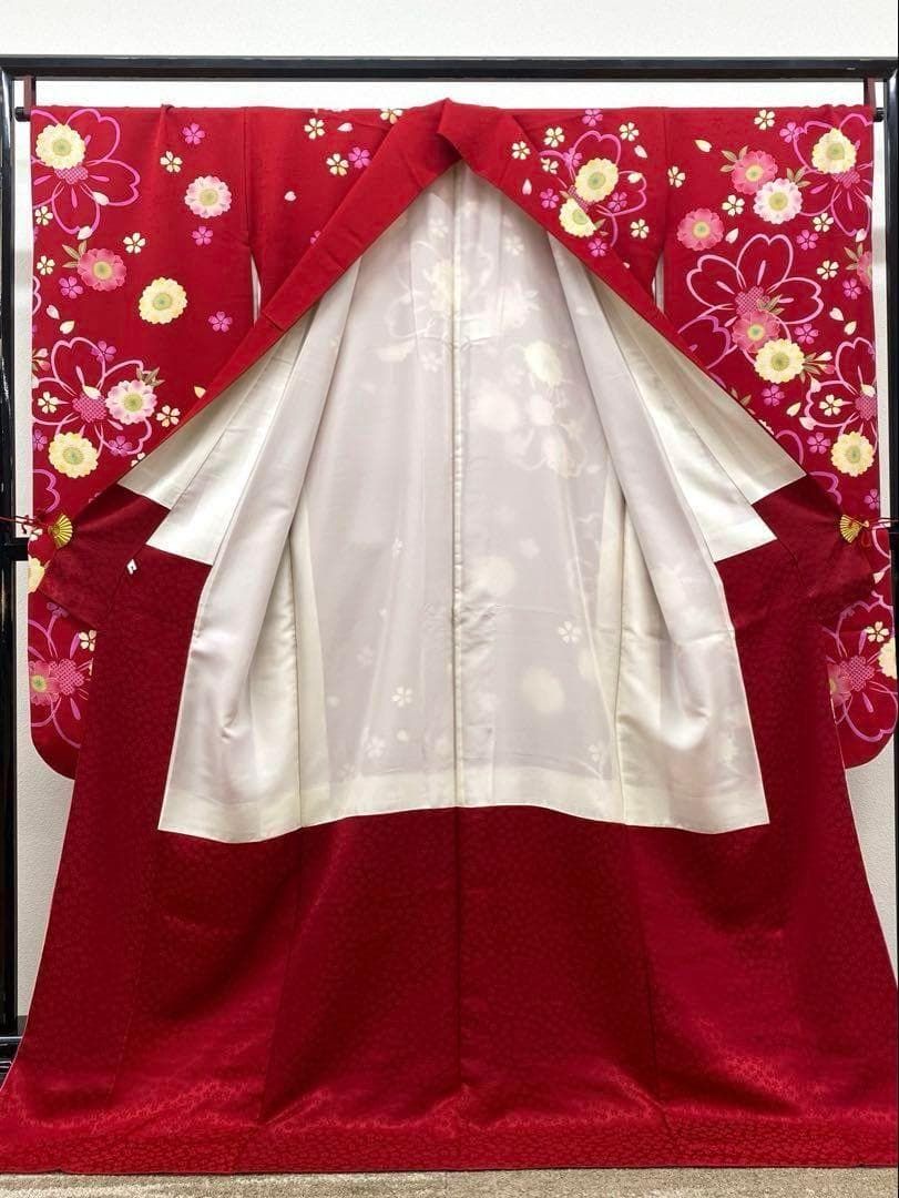 振袖 刺繍 金彩 紋意匠 桜 身丈172cm パールトーン加工済 MO3099 