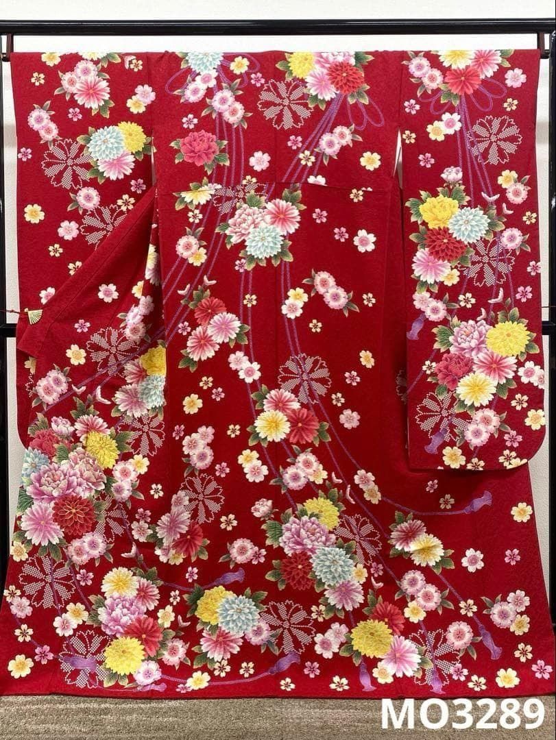 振袖 ラメ刺繍 金駒 銀通し 身丈167cm パールトーン加工済 MO3289