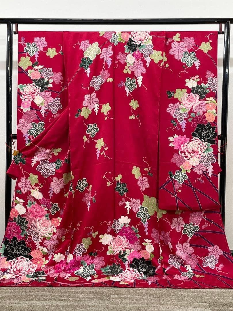p*a様 正絹 振袖 金駒 紋意匠 anan 未仕立て品 仮絵羽 振袖 仮絵羽 銀駒 手描き 紋意匠 正絹 未仕立て品 八掛付き MOK847