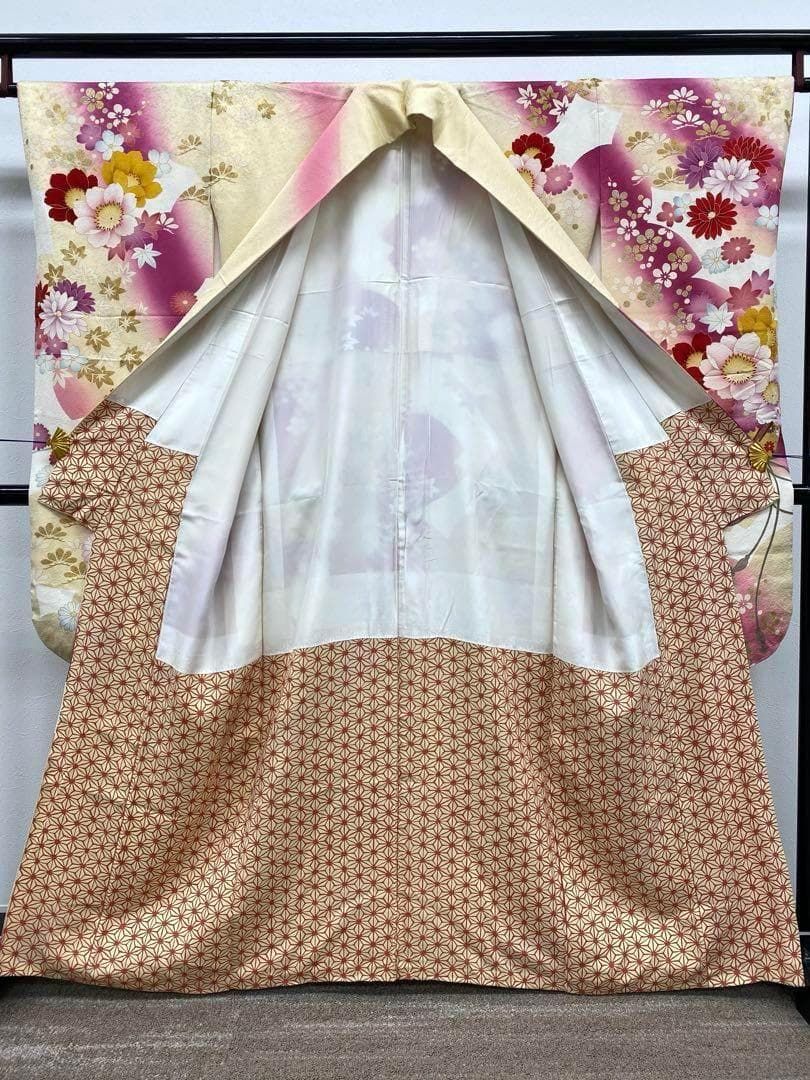 振袖 豪華 金彩 銀彩 銀通し ラメ刺繍 柄八掛 身丈159cm - メルカリ