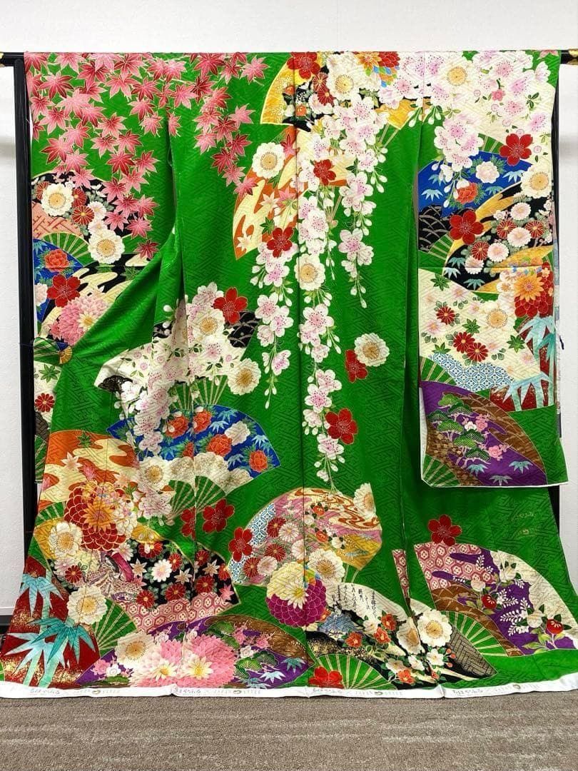振袖 仮絵羽 ジャパンスタイル 正絹 未仕立て品 八掛付き MOK828 振袖 仮絵羽 ジャパンスタイル 正絹 未仕立て品 八掛付き MOK828