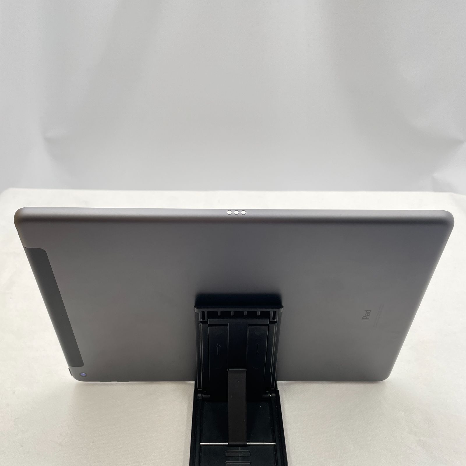 ジャンク iPad 第7世代 10.2