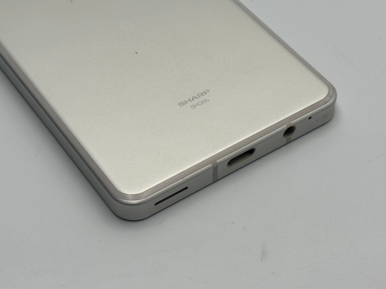 訳ありD】AQUOS sense6 SHG05 シルバー 64GB SIMフリー - メルカリ