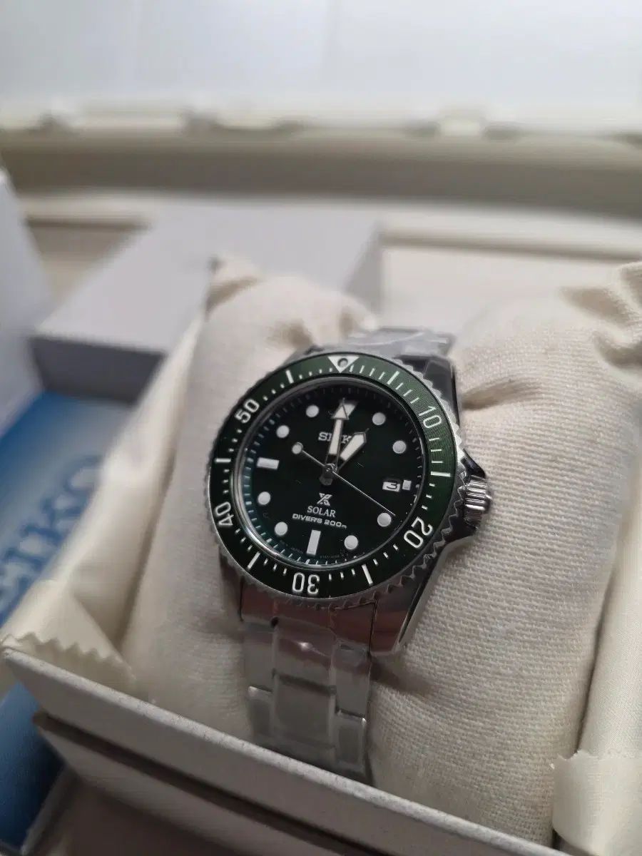 SNE573